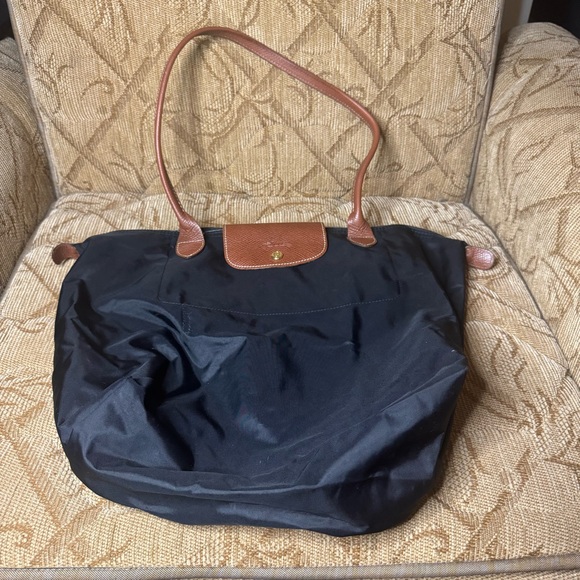 Longchamp Handbags - Longchamp Bag LONGCHAMP Tote Bag Zipper needs repairing